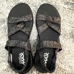 Skechers GOGA Max Black Sport Sandals Women's 9